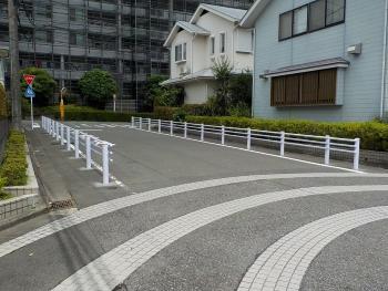 写真：ガードパイプ