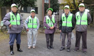 写真：防犯パトロール4班メンバー