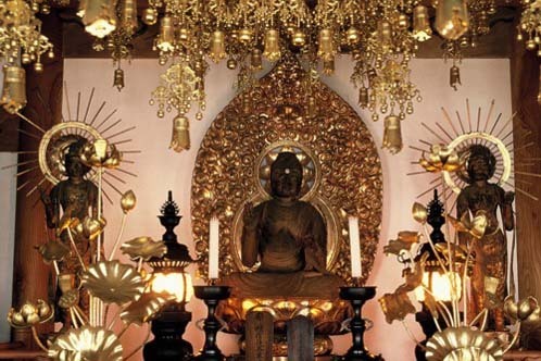 写真：常楽寺の阿弥陀三尊像