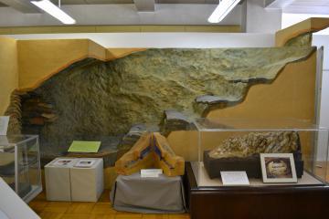 写真：瓦窯の大型模型　展示