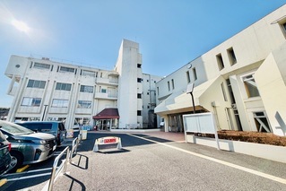 写真：中央文化センター外観