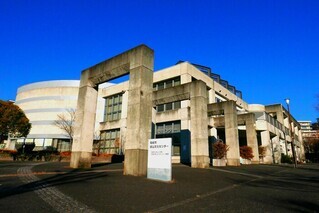 写真：城山文化センター外観