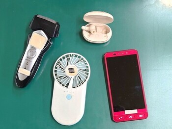 写真：電気シェーバー等