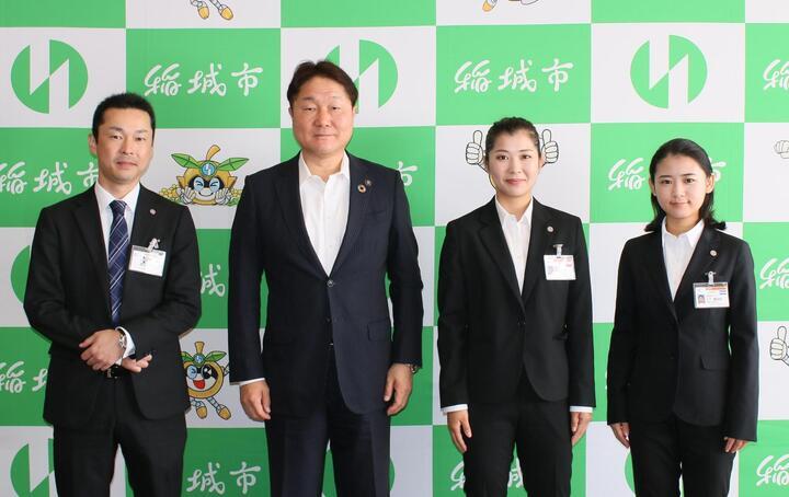 写真：表敬訪問