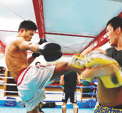 写真：練習の様子1