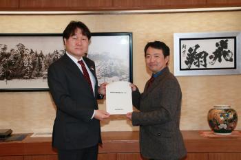 写真：市長報告1