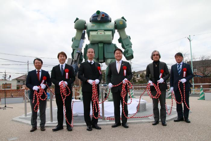 写真：除幕の様子3