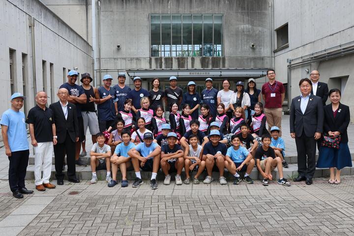 写真：送別会の様子