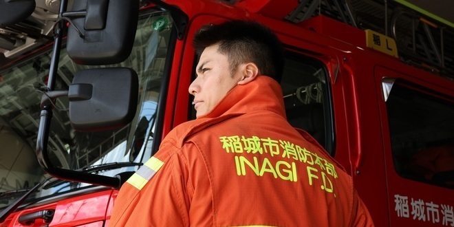 画像：稲城市消防本部の職員の姿