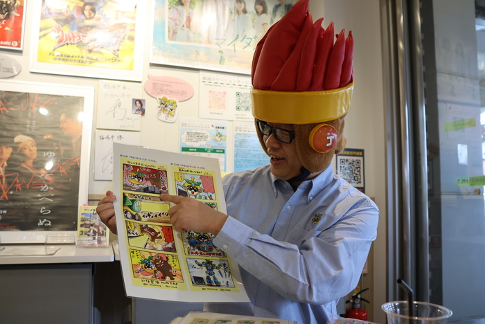 インタビューの様子（画像）2