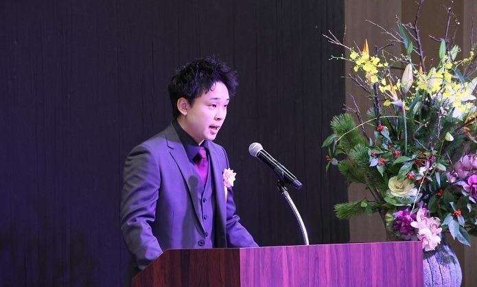 写真：新成人代表挨拶